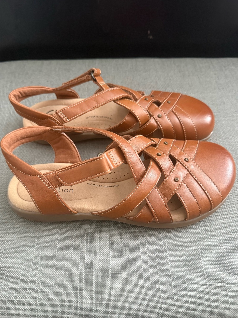 Clarks Tan Leather Closed-Toe Slingback Sandals